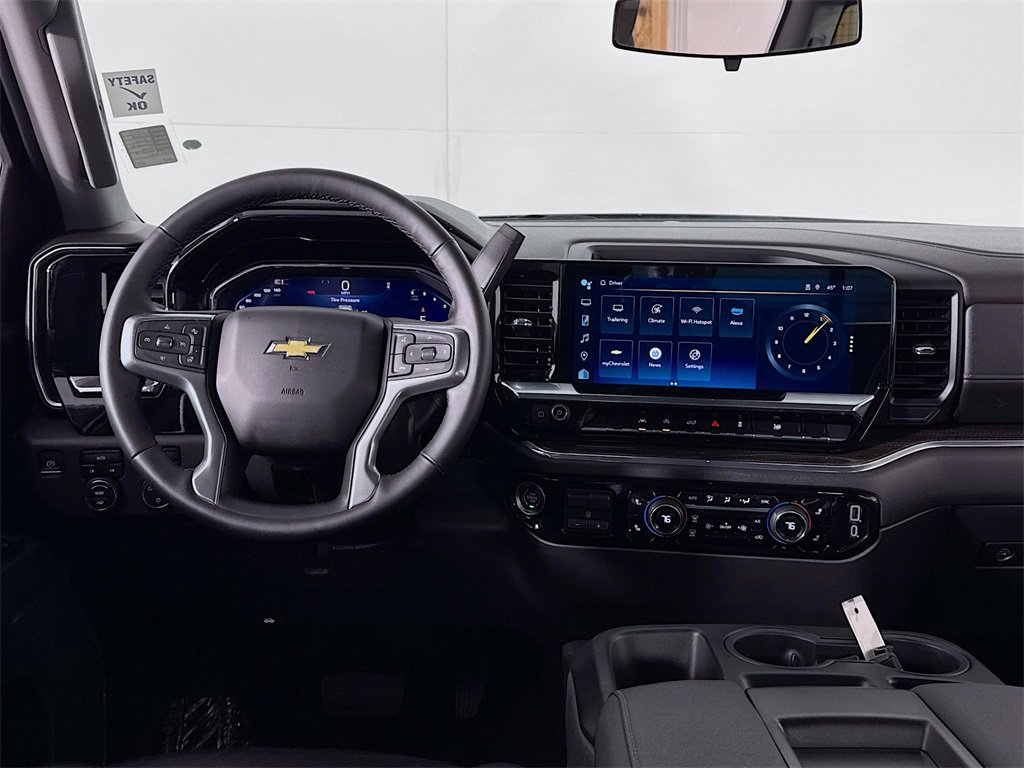 Used 2024 Chevrolet Silverado 1500 LT w/ Leather Package image 13