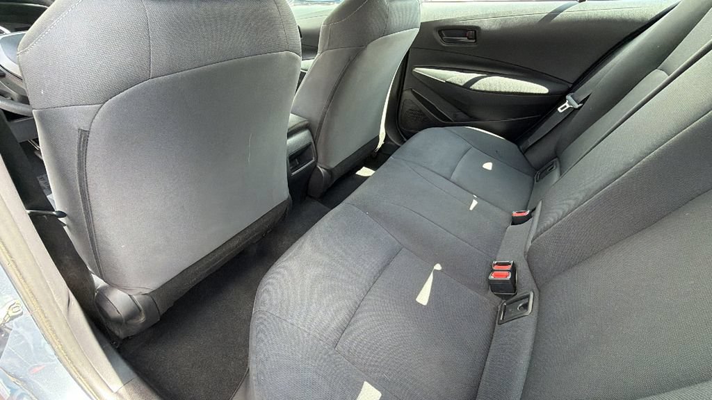Used 2022 Toyota Corolla LE FWD image 24