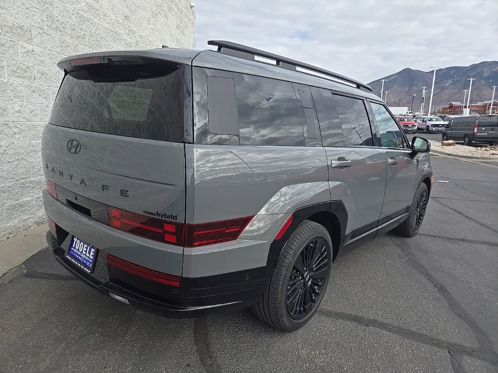 Used 2025 Hyundai Santa Fe Calligraphy image 3