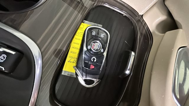 Used 2020 Buick Envision Premium AWD/4WD image 21