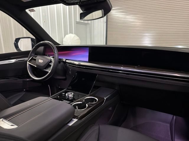 Used 2026 Cadillac Escalade 2WD image 23