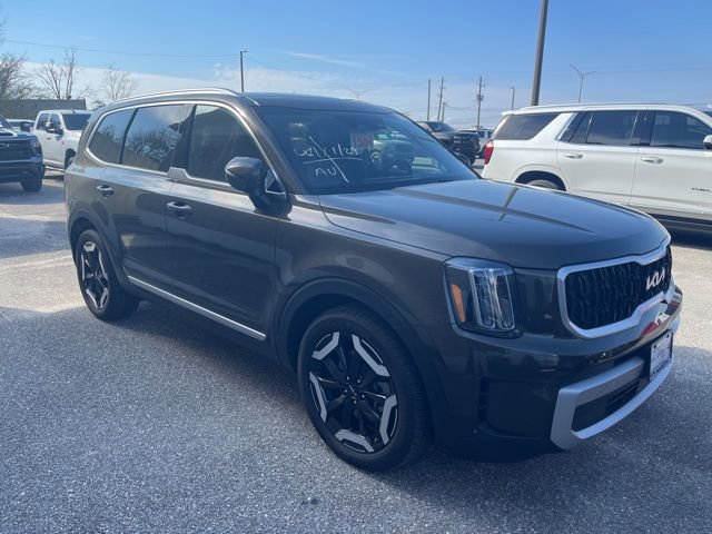 Used 2023 Kia Telluride EX image 7