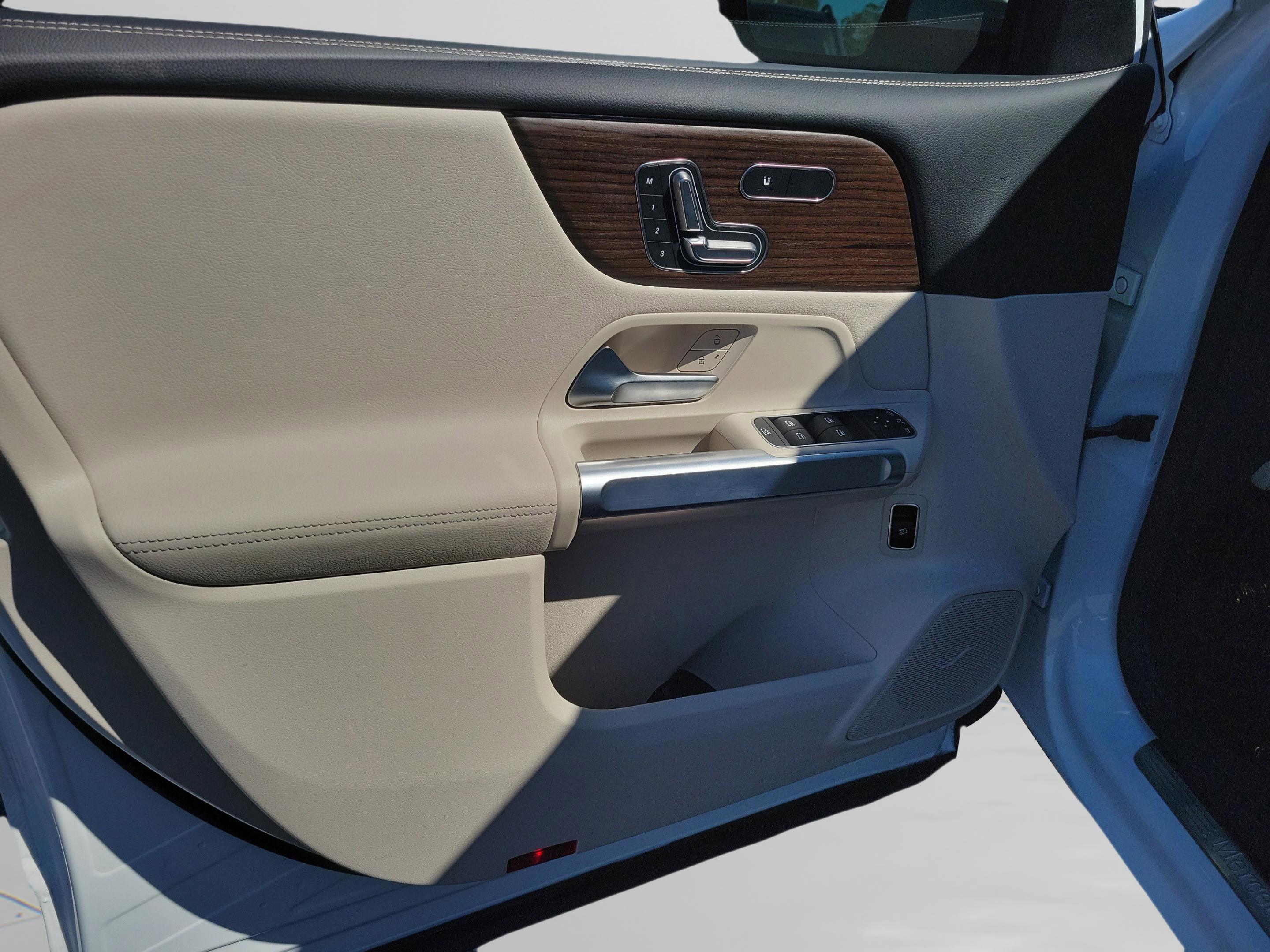 Certified 2026 Mercedes-Benz GLB 250 GLB 250 image 19