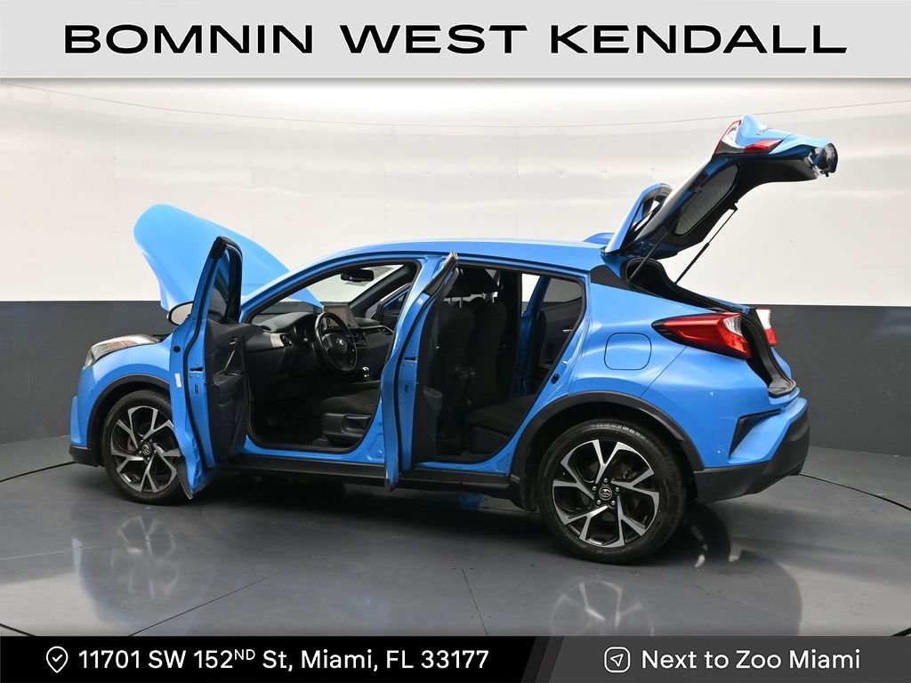 Used 2019 Toyota C-HR XLE image 31