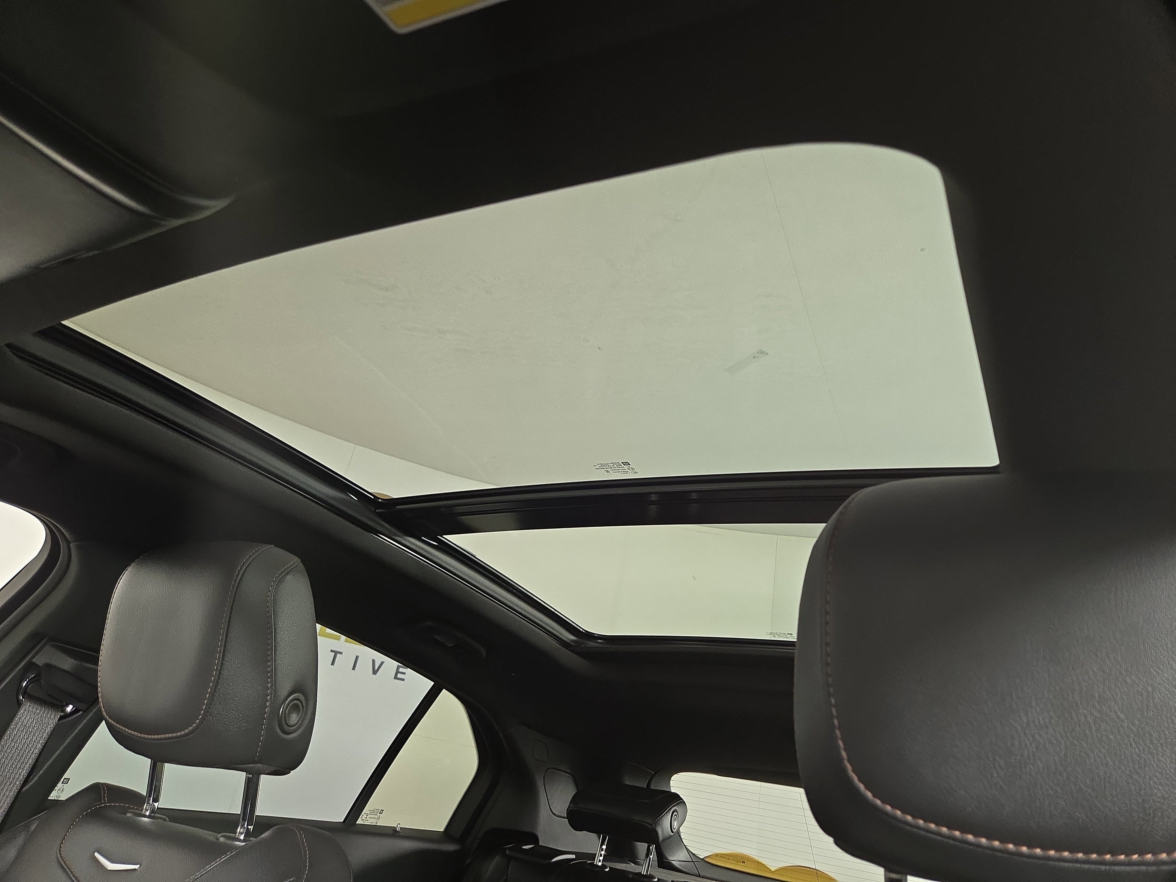 Certified 2022 Cadillac XT4 Sport image 22