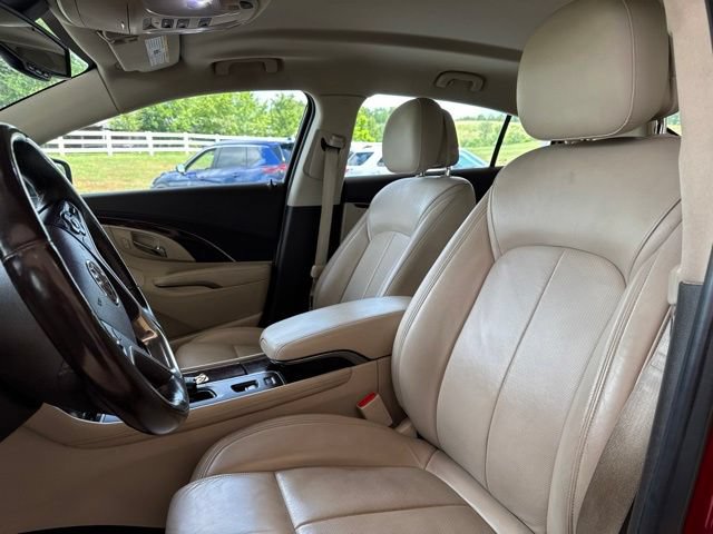 Used 2014 Buick LaCrosse Premium w/ Driver Confidence Package FWD image 4