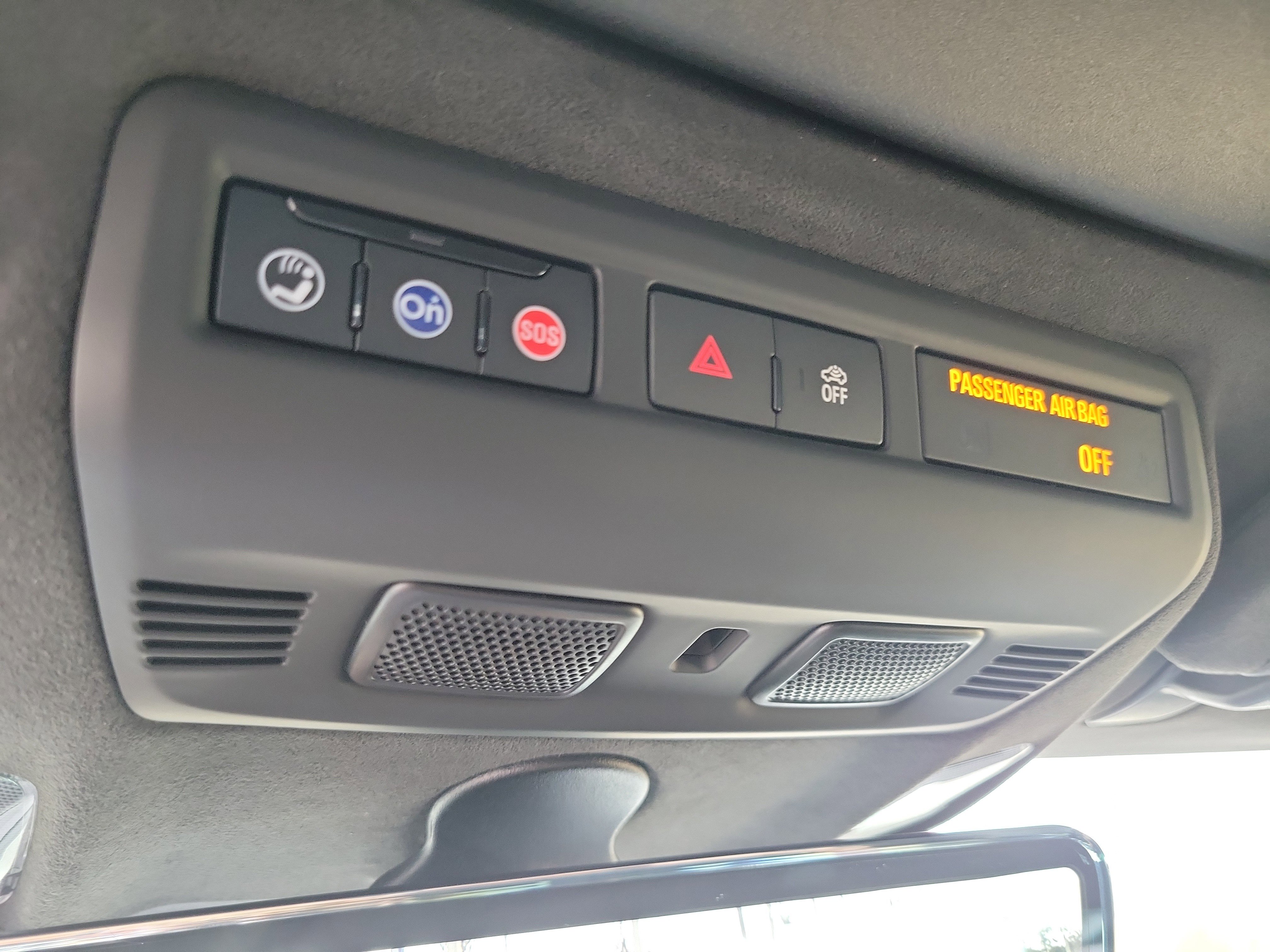 Used 2022 Chevrolet Corvette Stingray Premium Cpe w/ Engine Appearance Package image 29