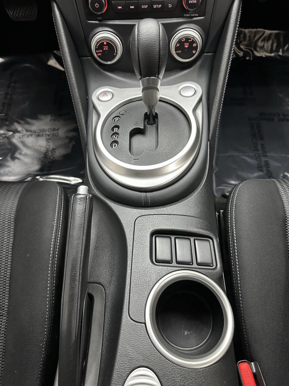 Used 2016 Nissan 370Z Coupe image 22