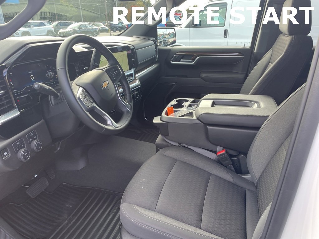 Certified 2025 Chevrolet Silverado 1500 LT w/ Convenience Package II image 4