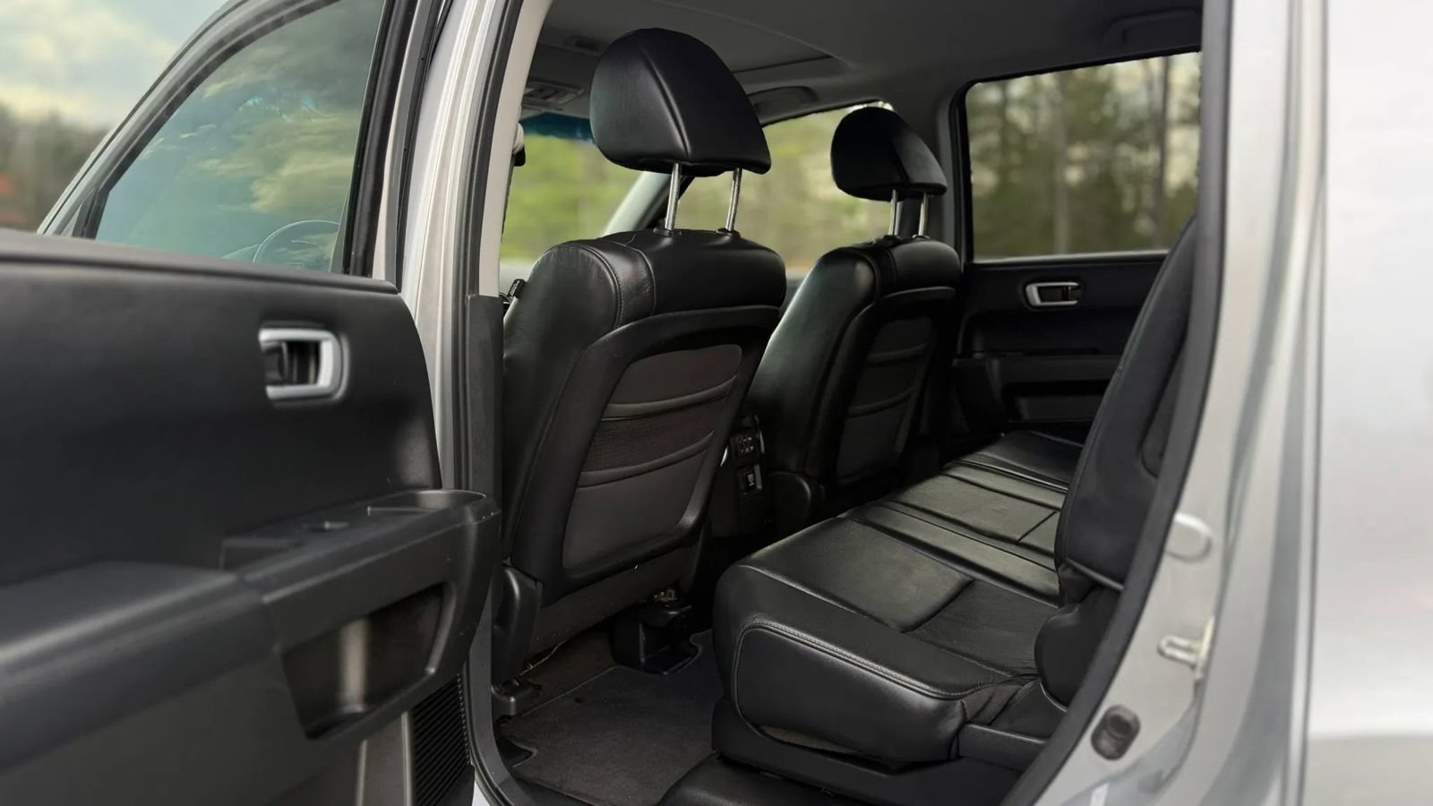 Used 2010 Honda Pilot EX-L image 14