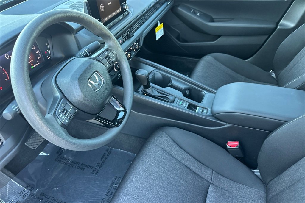 Certified 2025 Honda Accord LX image 10