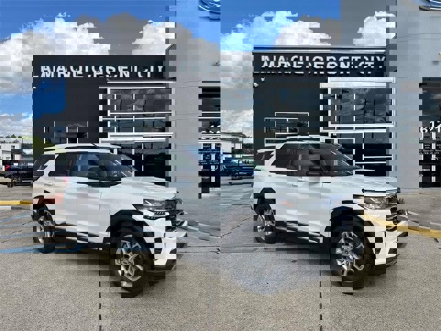 New 2025 Ford Explorer Active w/ Active Comfort Package