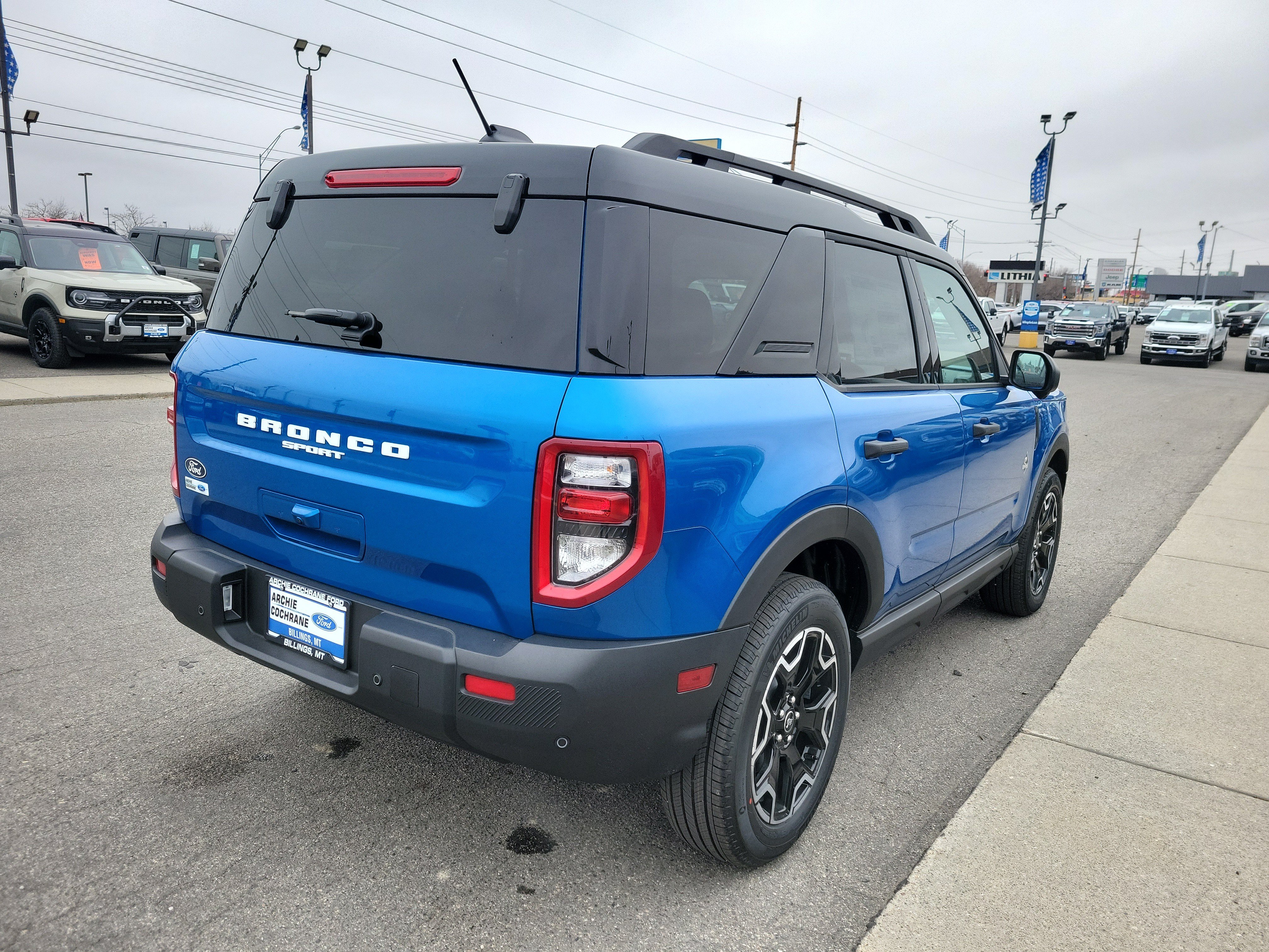 New 2026 Ford Bronco Sport Outer Banks w/ Outer Banks Tech Package+ AWD/4WD image 5