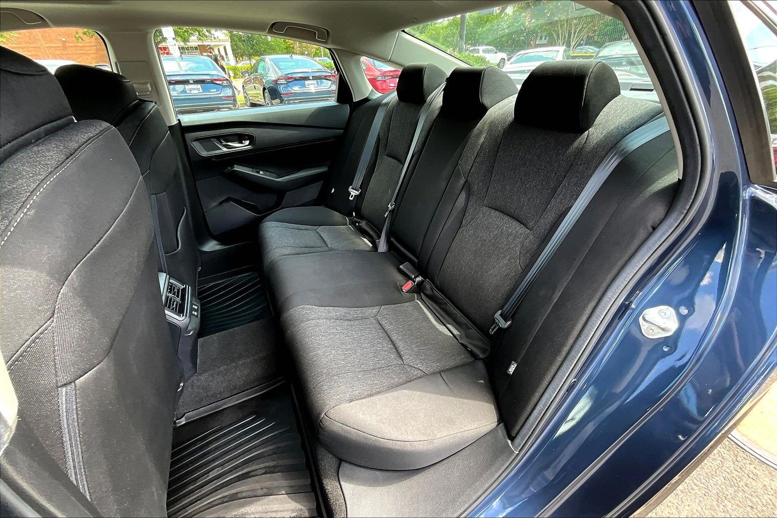 Certified 2025 Honda Accord SE image 28