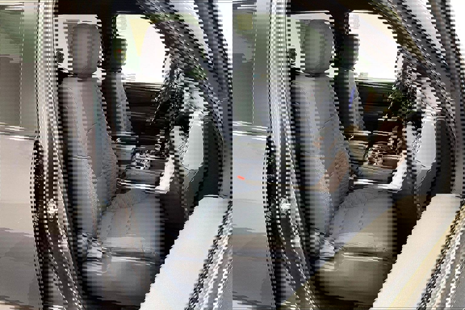 Used 2025 Toyota Tundra SR5 image 6