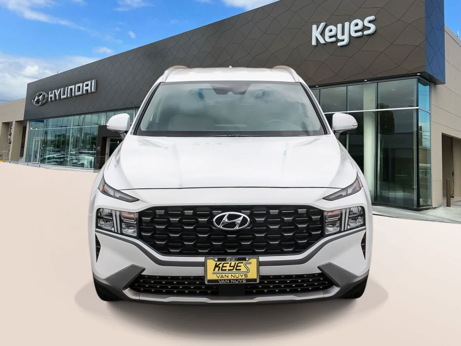 Certified 2023 Hyundai Santa Fe SEL FWD image 2