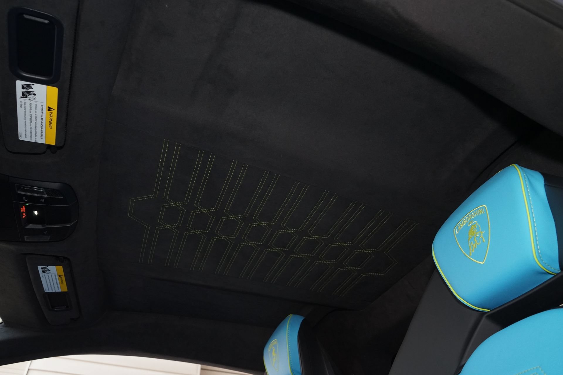 Used 2024 Lamborghini Revuelto AWD/4WD image 24