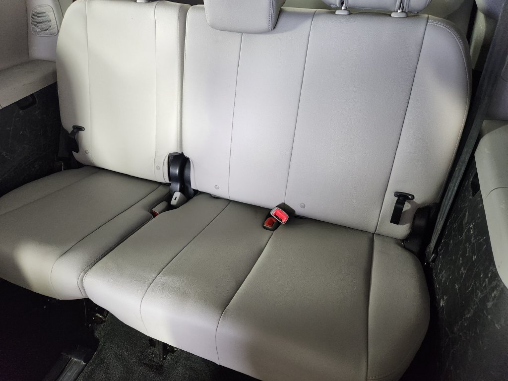 Used 2015 Toyota Sienna Limited Premium AWD/4WD image 15