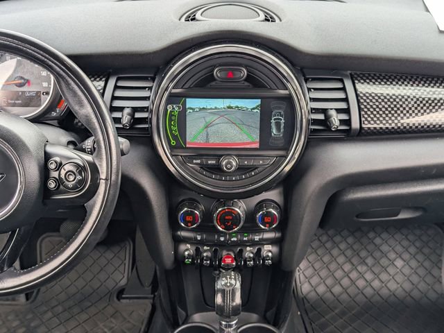 Used 2018 MINI Cooper S image 16
