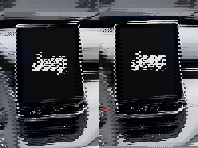 New 2026 Jeep Compass Limited image 18