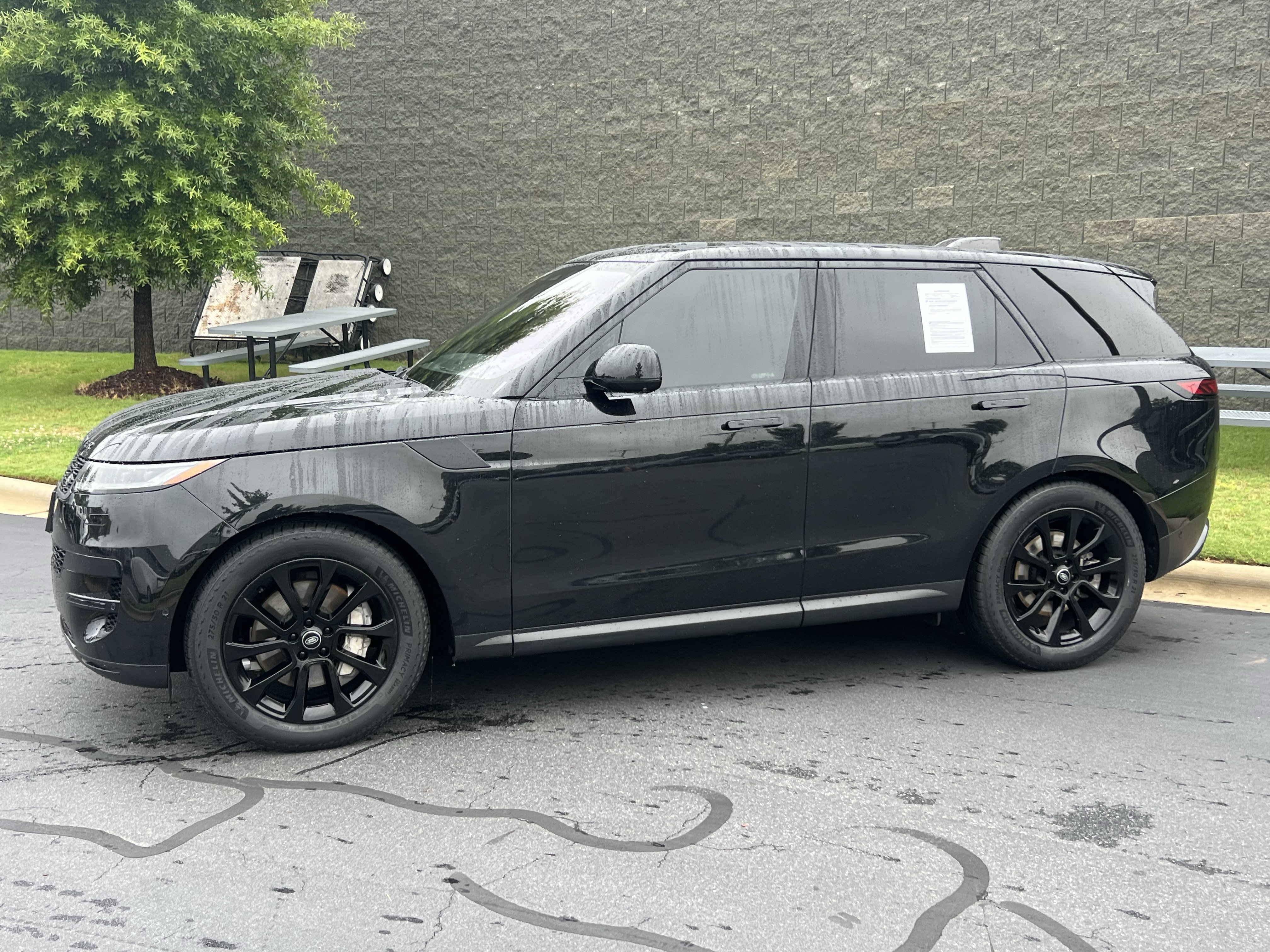 Certified 2023 Land Rover Range Rover Sport SE AWD/4WD image 4