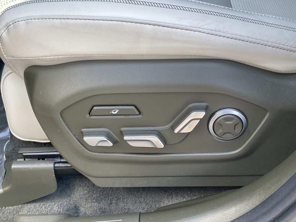 Used 2024 Hyundai Santa Fe Calligraphy FWD image 23
