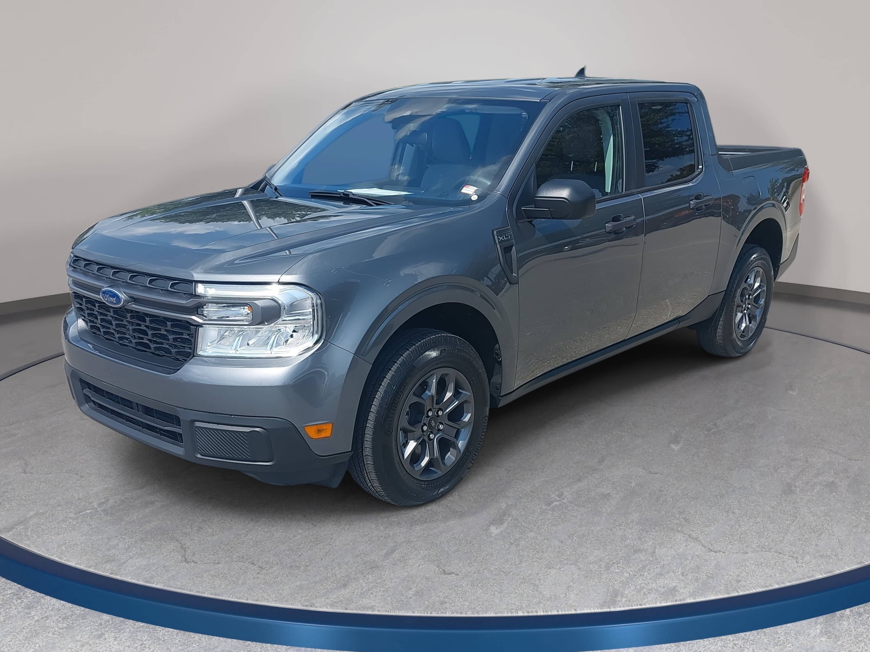 Used 2024 Ford Maverick XLT FWD image 1