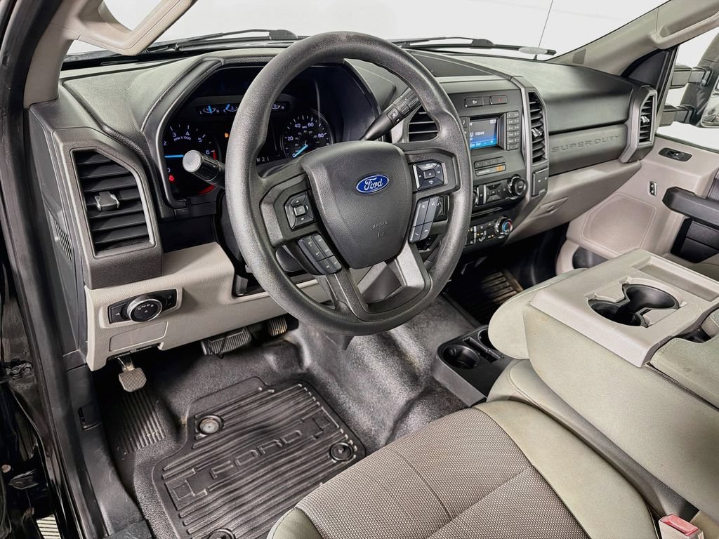 Used 2018 Ford F350 XL AWD/4WD image 9