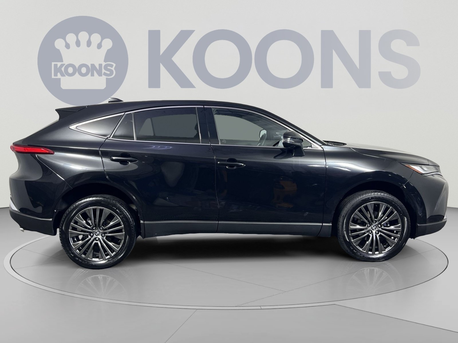 Used 2023 Toyota Venza Limited AWD/4WD image 8