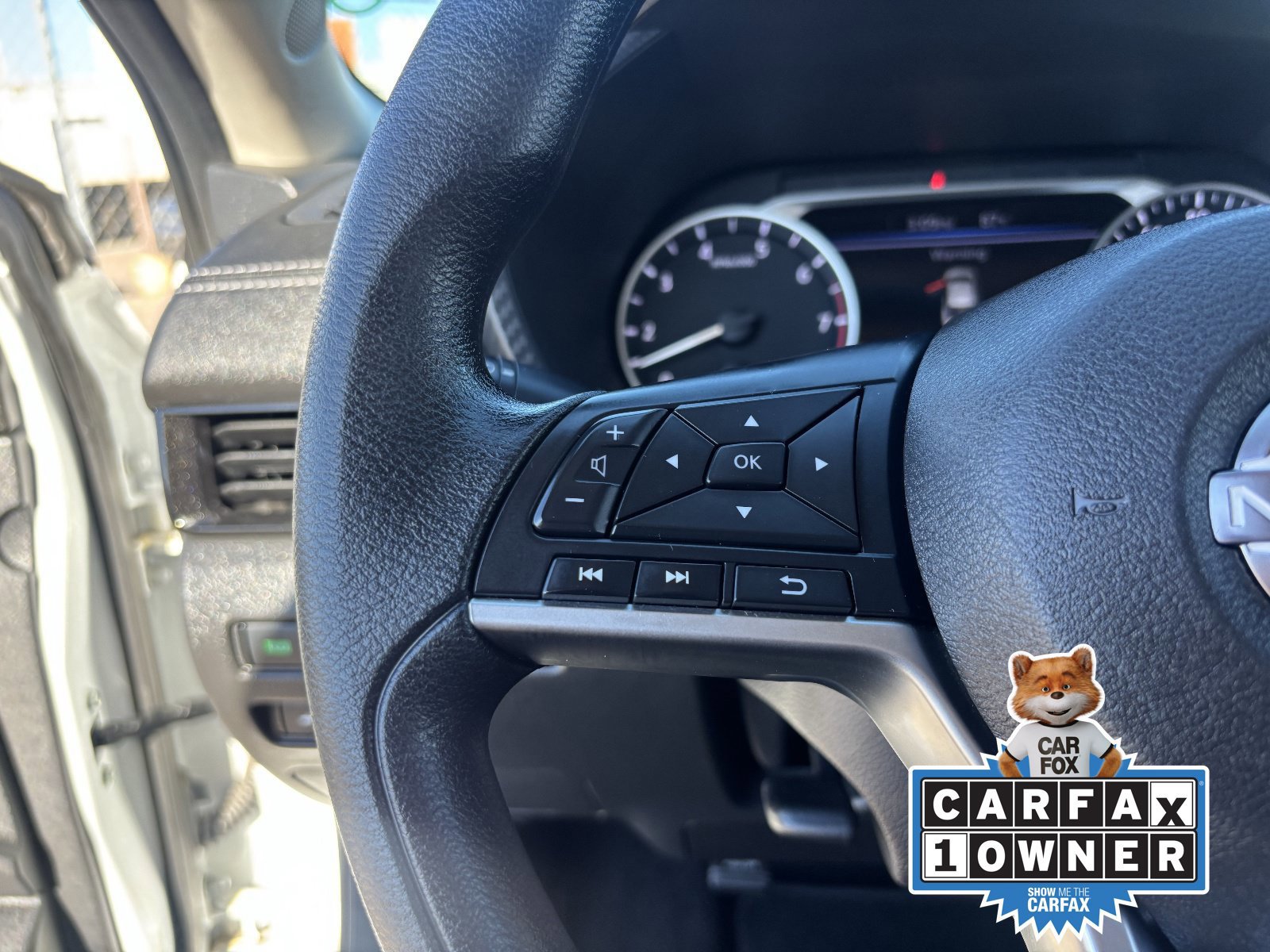 Used 2025 Nissan Sentra SV w/ Trunk Package FWD image 28