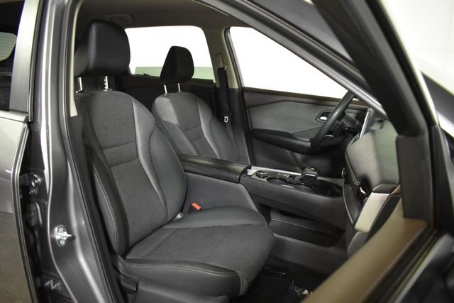 Used 2022 Nissan Rogue SV AWD/4WD image 29