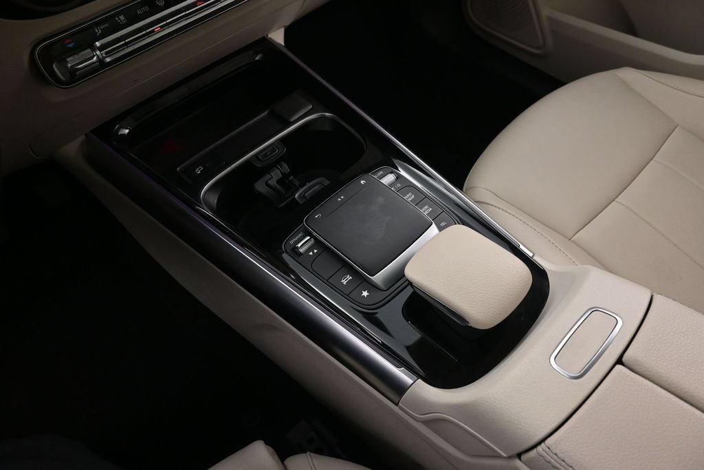 Used 2022 Mercedes-Benz GLA 250 4MATIC w/ Premium Package Lite image 43