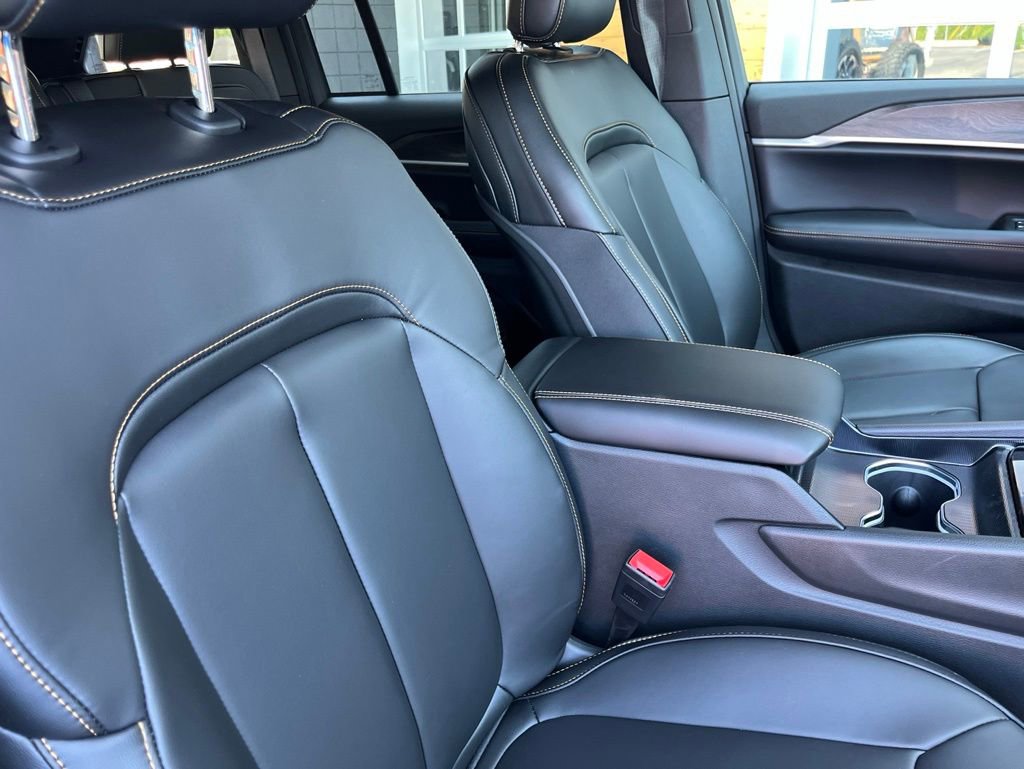 New 2026 Jeep Grand Cherokee Limited AWD/4WD image 54