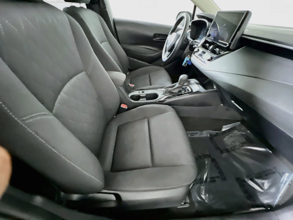 Used 2024 Toyota Corolla LE FWD image 27