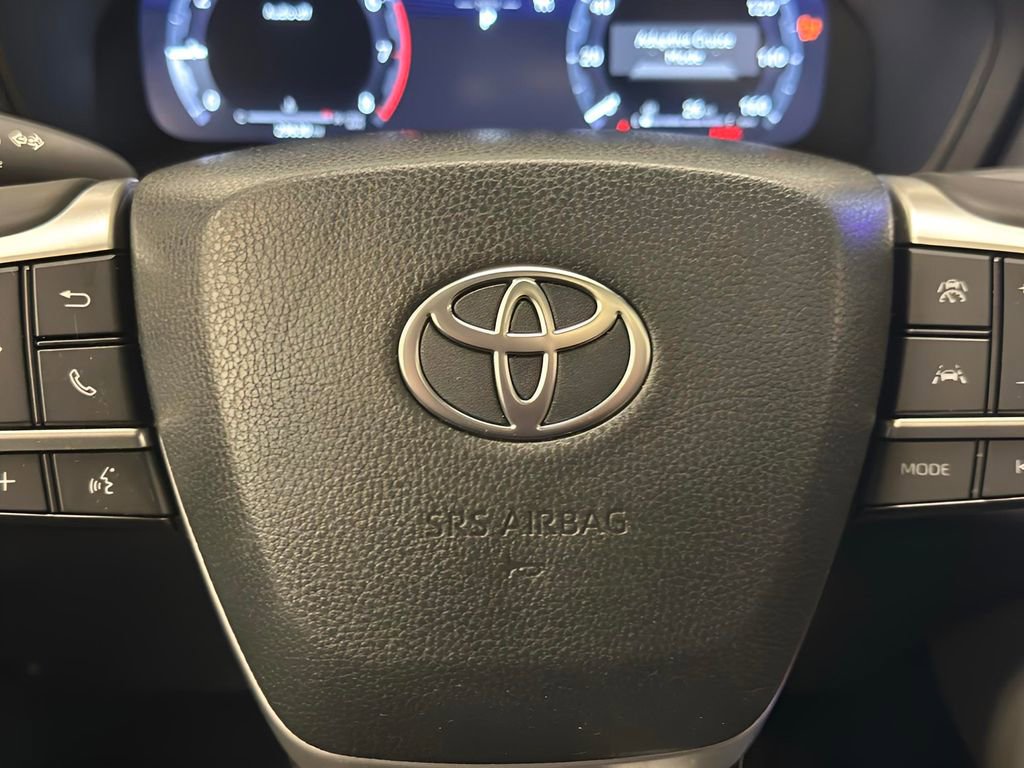 Used 2024 Toyota Grand Highlander XLE image 17