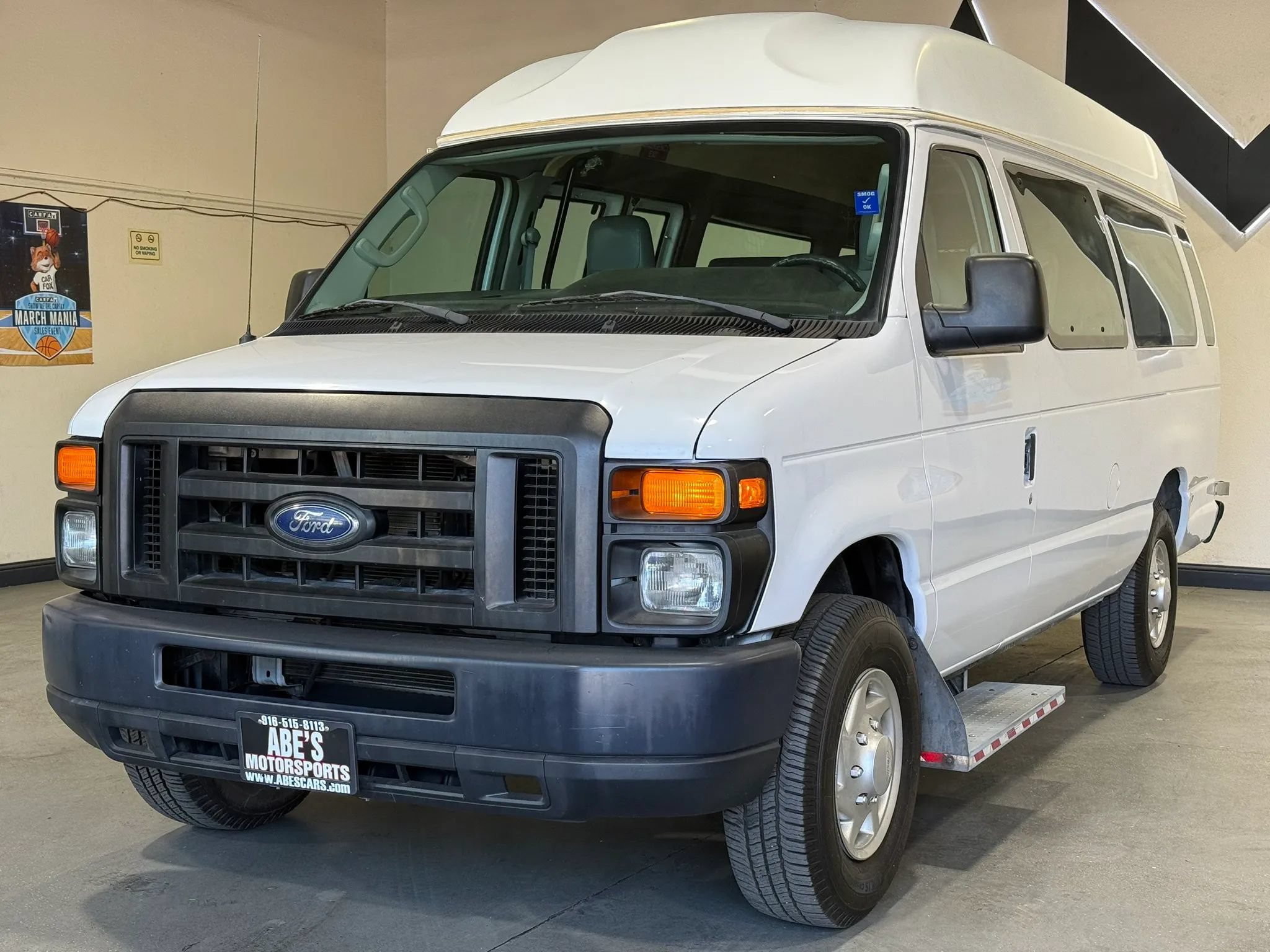 Used 2011 Ford E-250 and Econoline 250 Extended w/ PWR Group RWD image 2