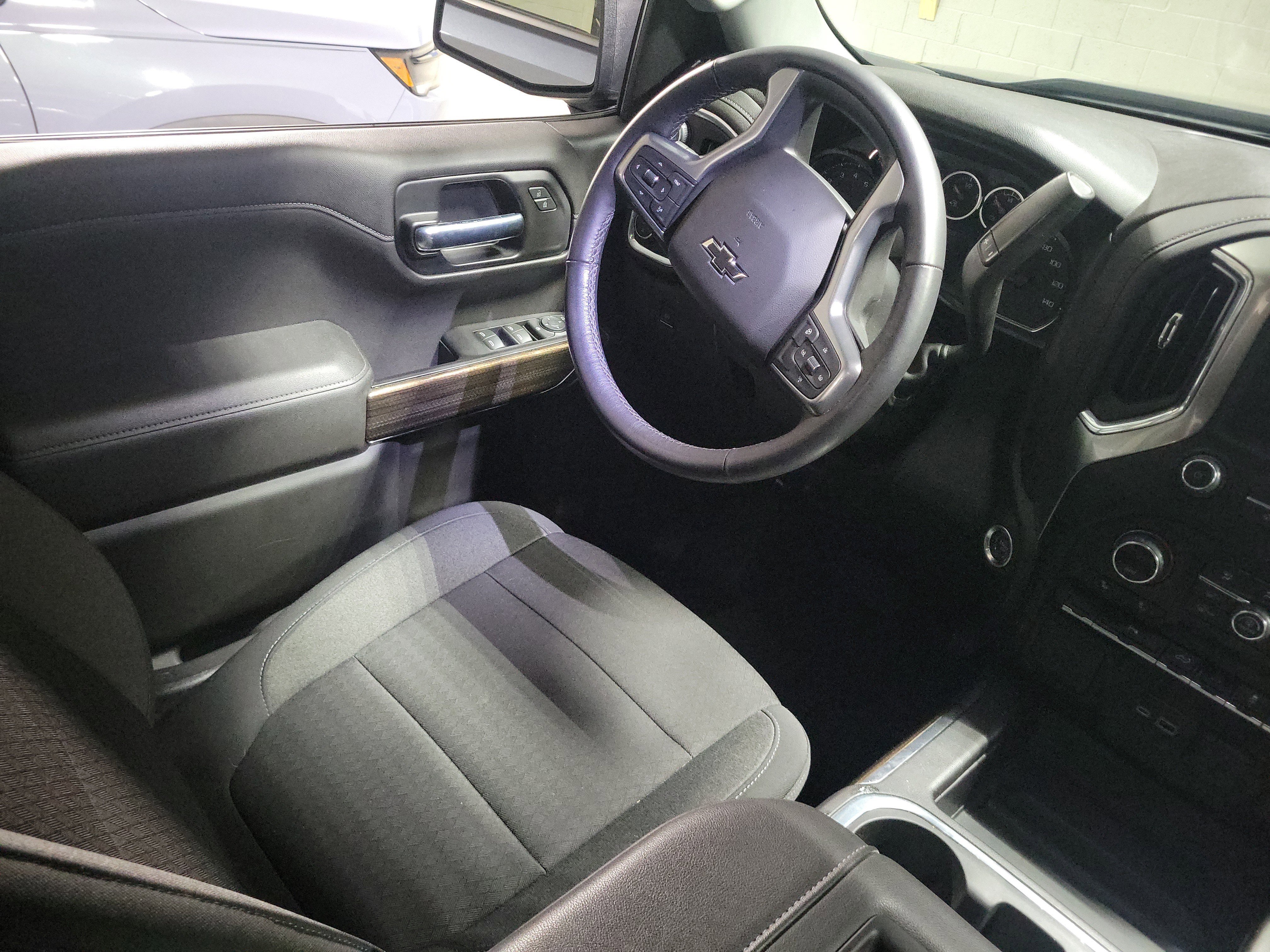 Used 2022 Chevrolet Silverado 1500 LT Trail Boss w/ Safety Package image 16