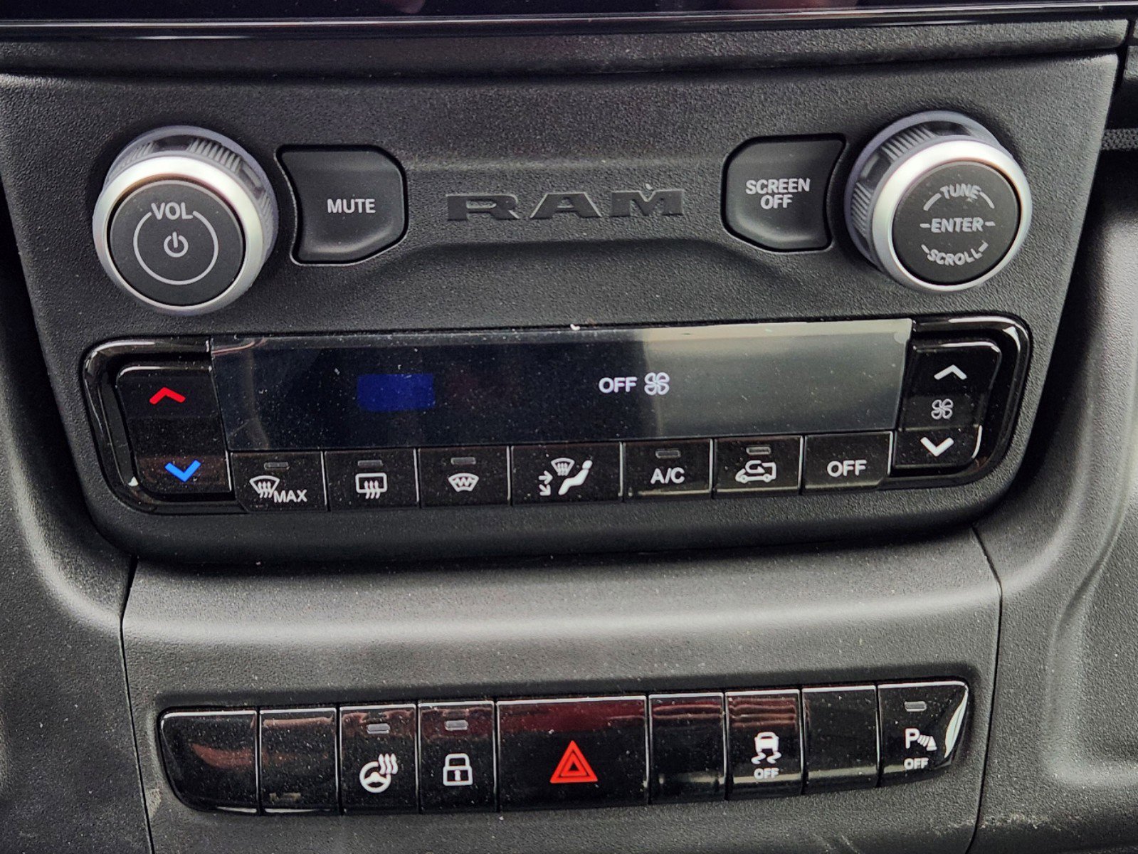 New 2025 RAM ProMaster 3500 image 14