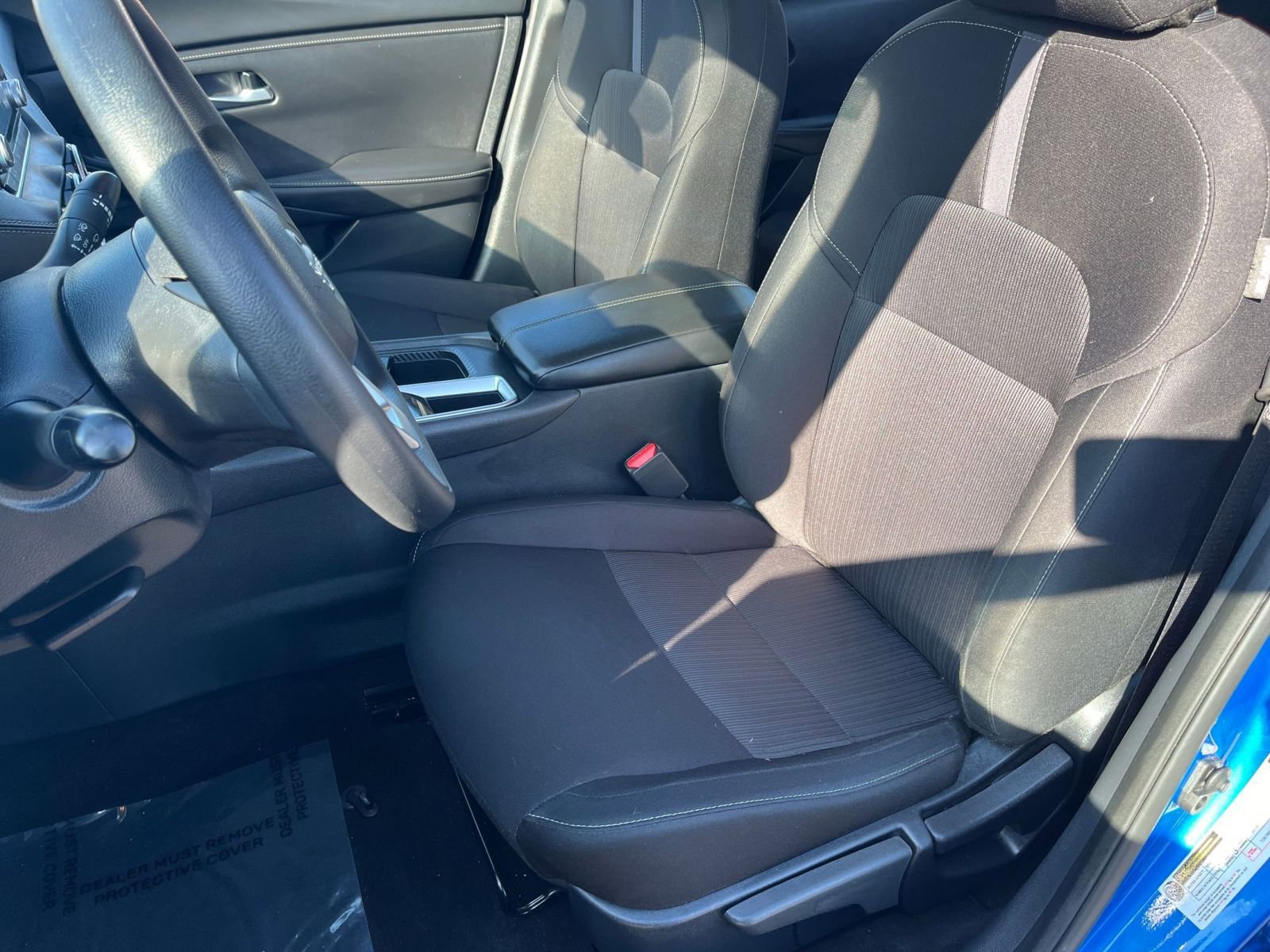 Used 2025 Nissan Sentra SV FWD image 32