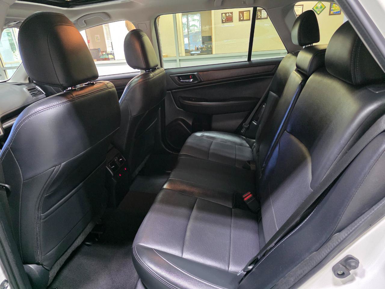 Used 2016 Subaru Outback 2.5i Limited AWD/4WD image 20