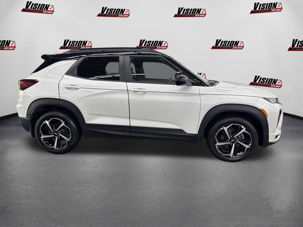 Used 2021 Chevrolet TrailBlazer RS w/ Sun and Liftgate Package AWD/4WD image 4