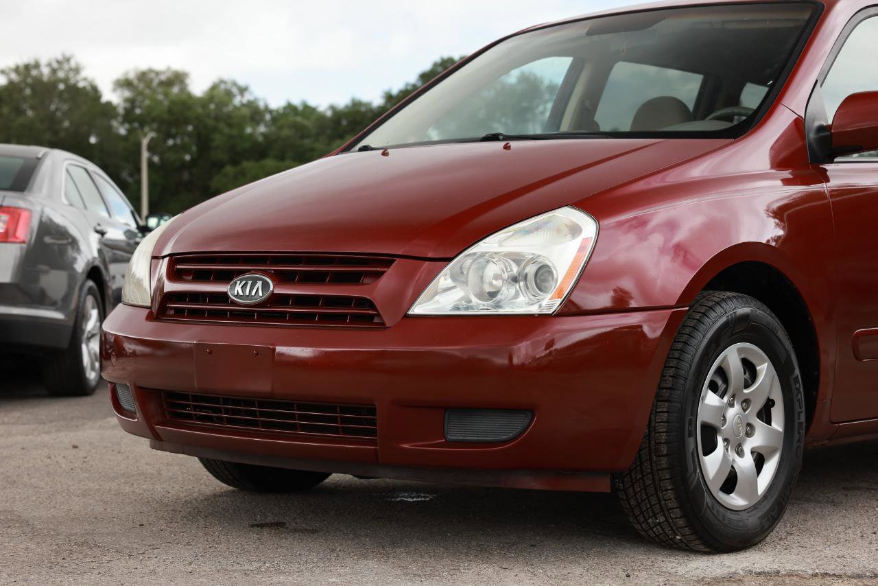 Used 2008 Kia Sedona LX image 27