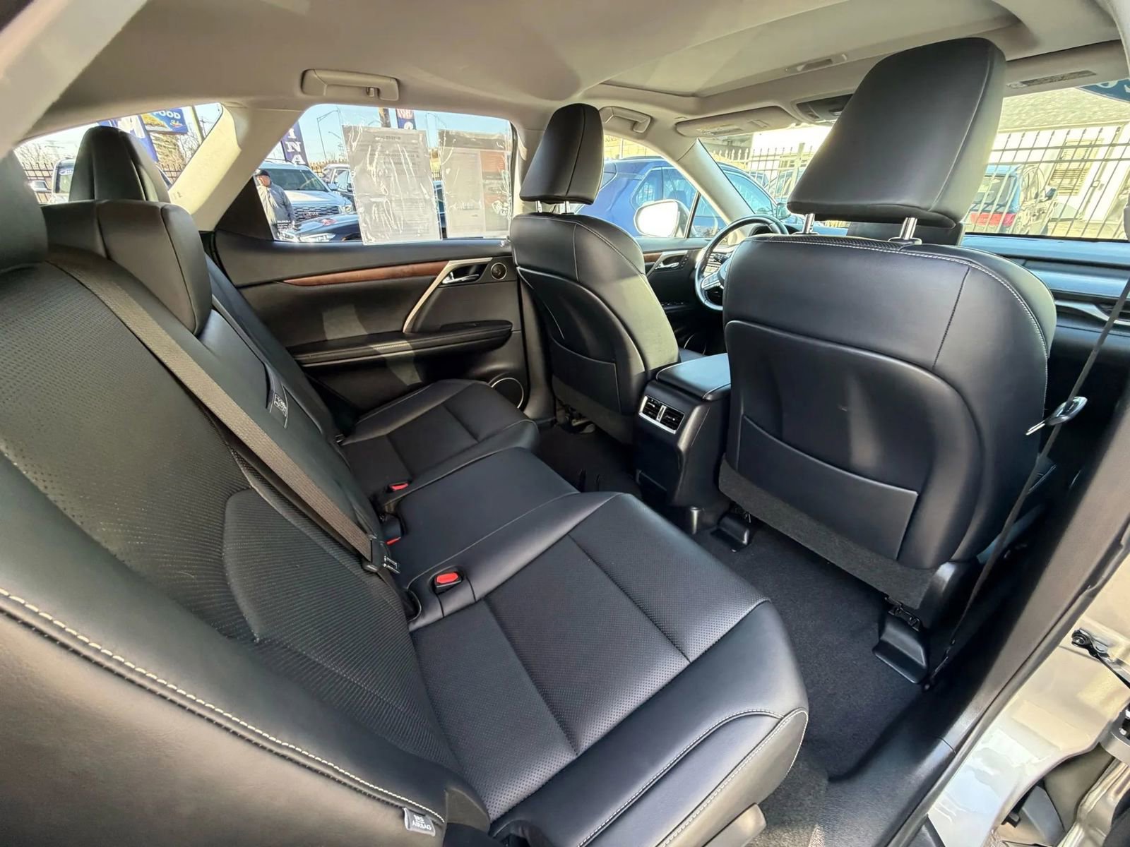 Used 2020 Lexus RX 350L Premium w/ Premium Package image 42