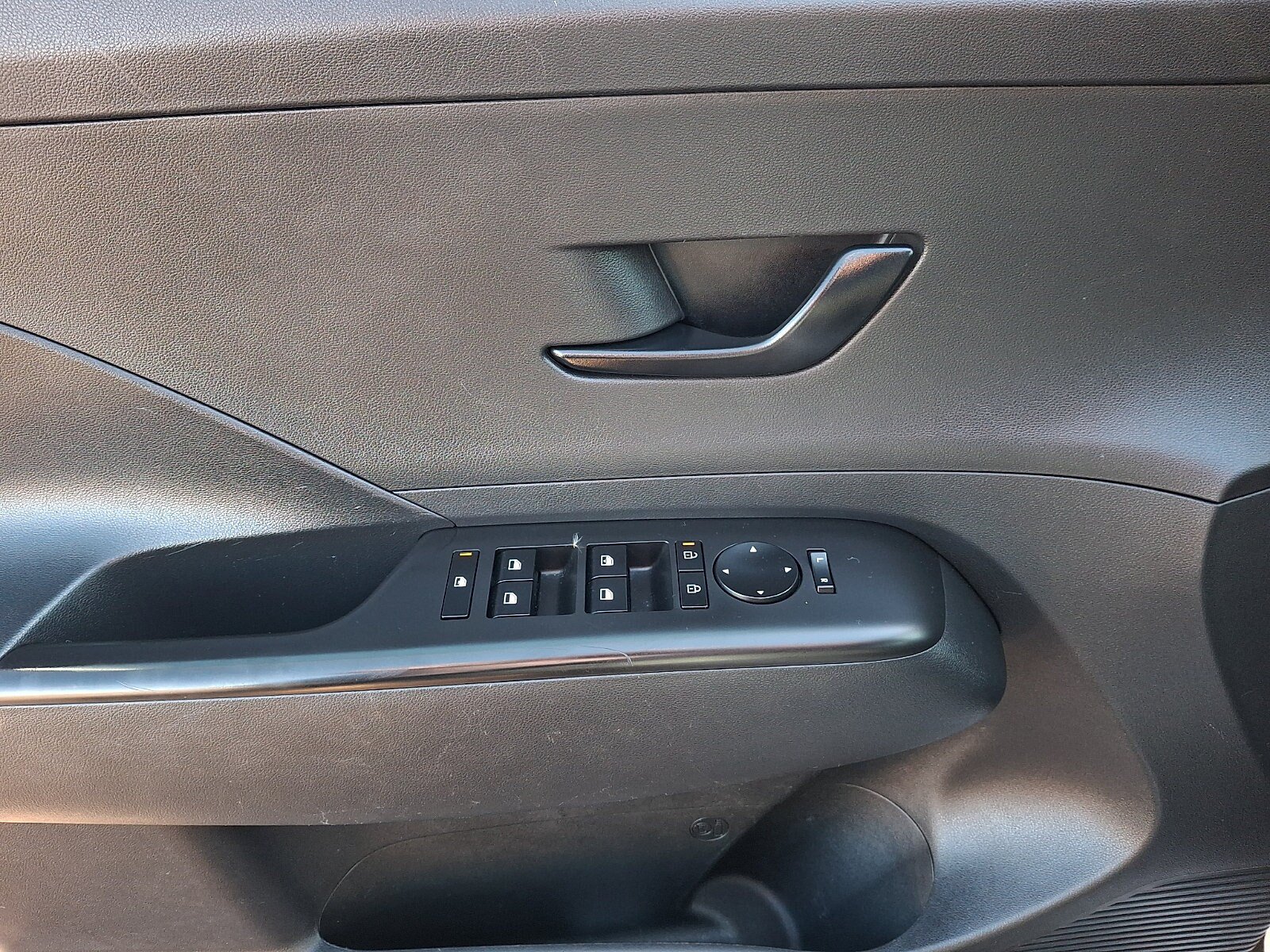 Used 2025 Hyundai Kona SEL AWD/4WD image 12
