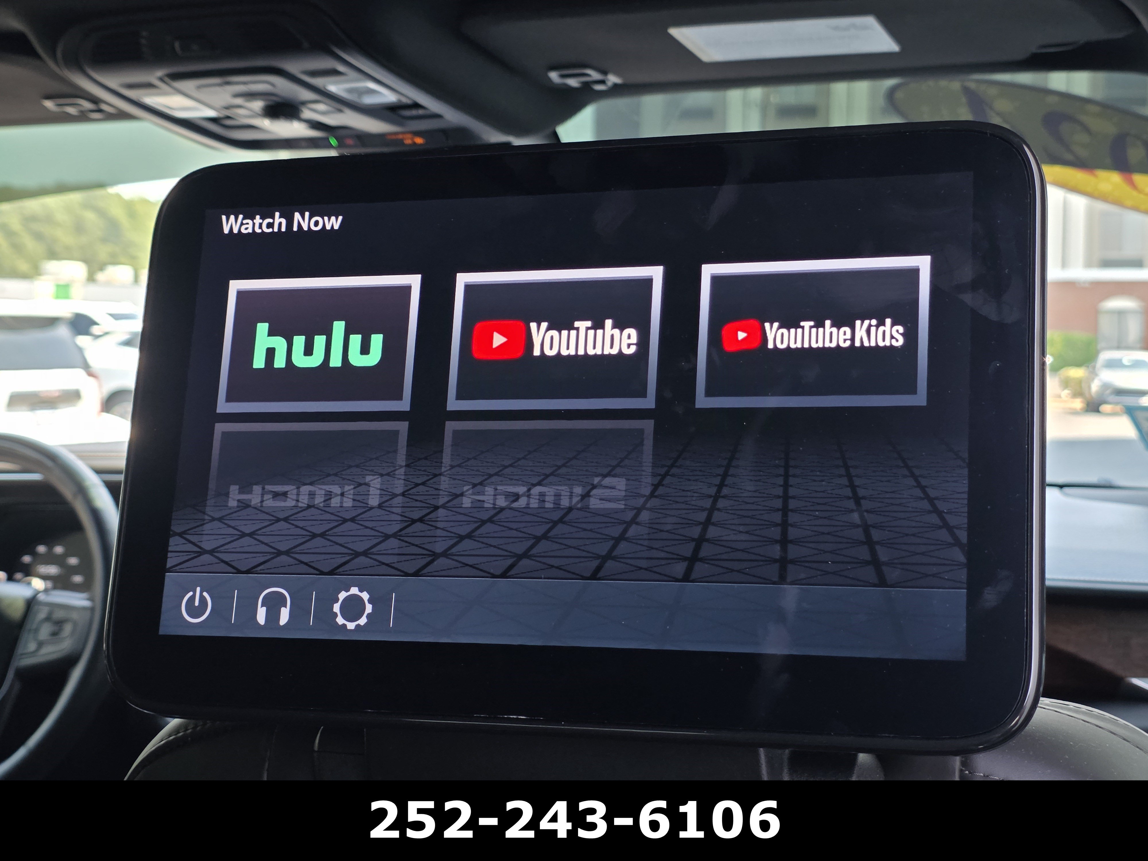 Used 2024 GMC Yukon Denali Ultimate AWD/4WD image 44