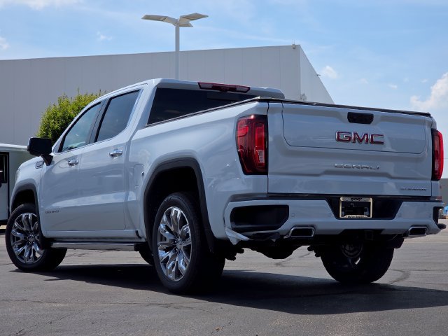 New 2026 GMC Sierra 1500 Denali w/ Denali Reserve Package AWD/4WD image 16