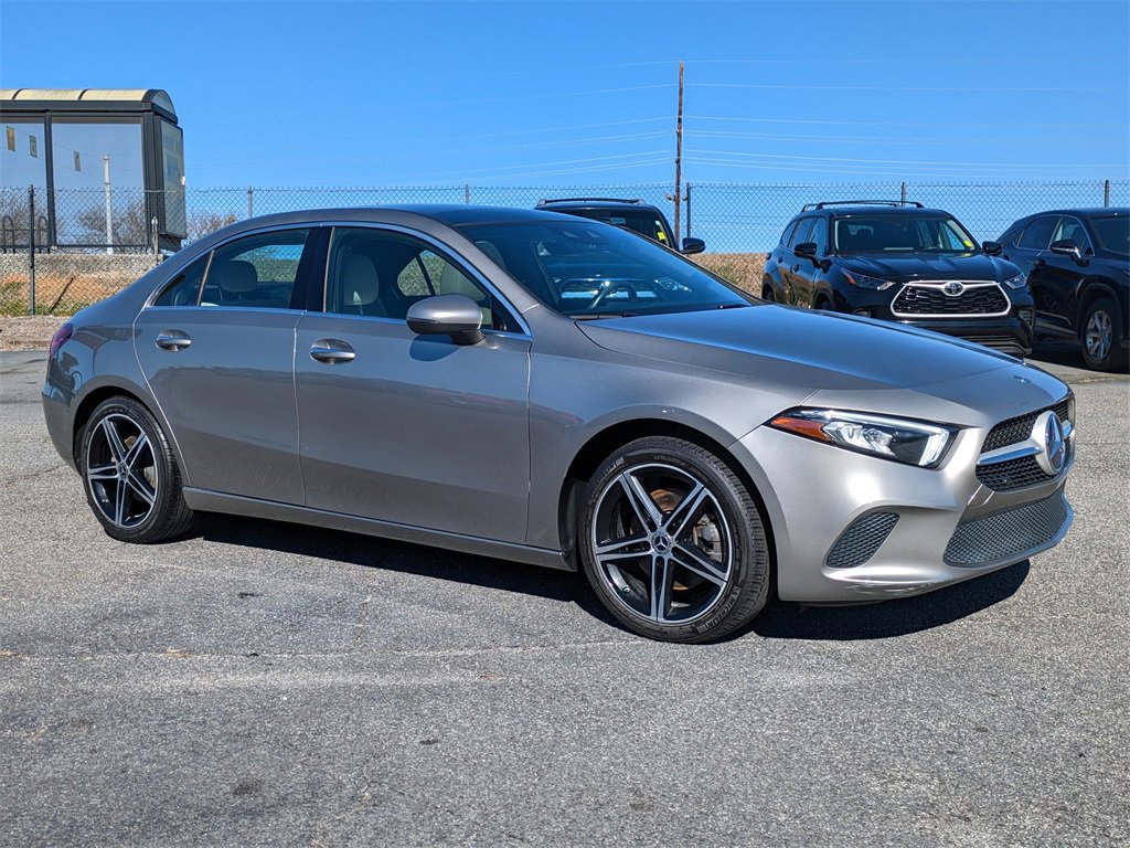 Used 2019 Mercedes-Benz A 220 4MATIC image 3
