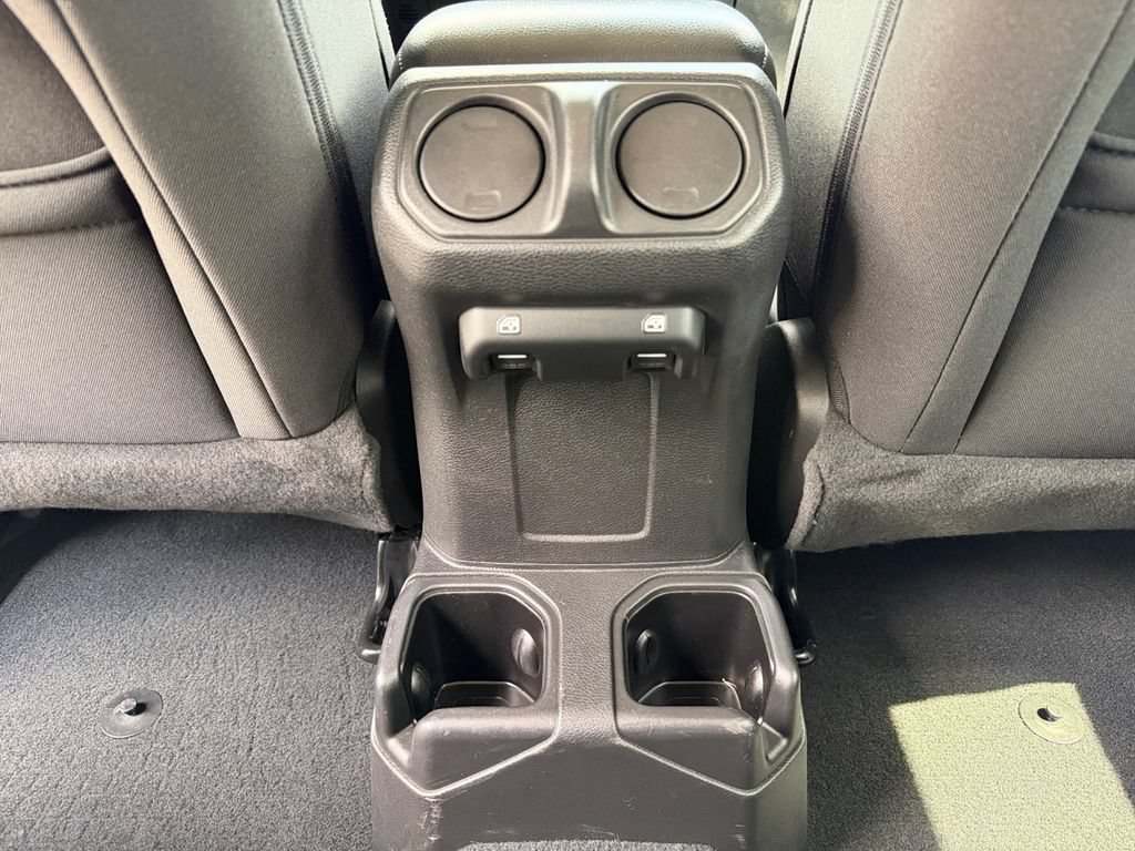 Used 2022 Jeep Wrangler Unlimited Sport AWD/4WD image 17
