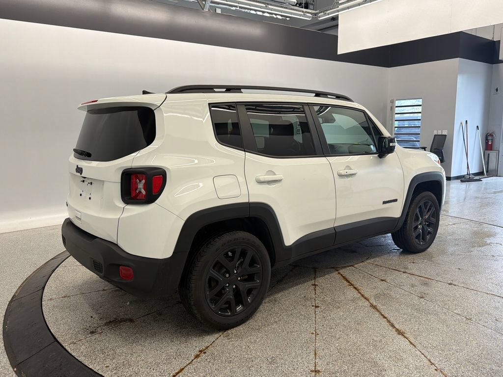 Certified 2022 Jeep Renegade Altitude w/ Convenience Group AWD/4WD image 11