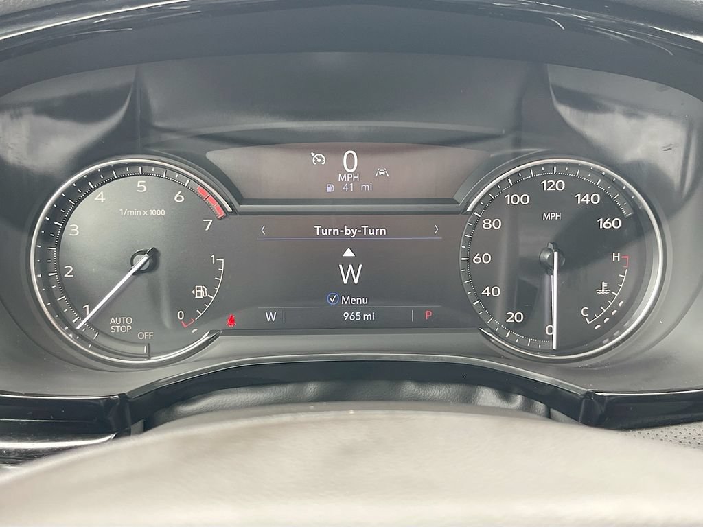 Used 2025 Cadillac XT6 Luxury FWD image 12